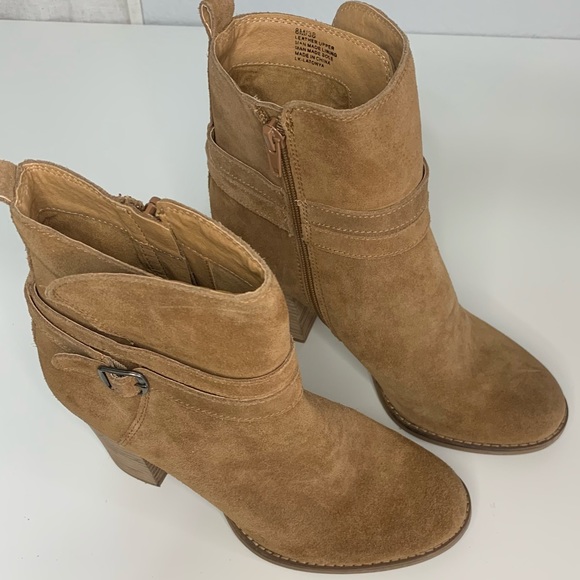 LUCKY BRAND Latonya Boot - Picture 6 of 10